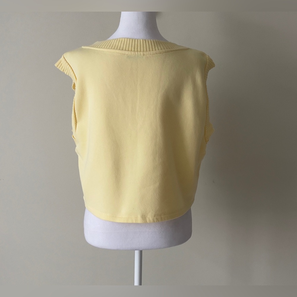 Zara Women’s Yellow Cropped Sweater V-Neck Vest EUC Size Small - Picture 2 of 6